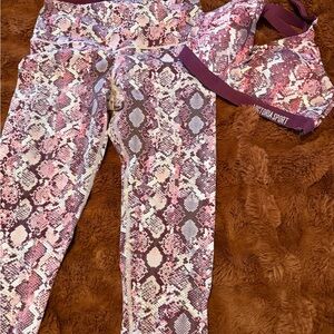 Victoria's Secret Pink & Plum Snake-Print Active Set